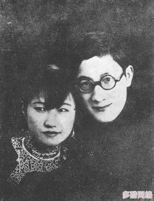 老太老妇人Se×：揭示老年人的情感世界与生活挑战，探讨如何在晚年找到幸福与满足感
